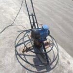 بتن ریزی کف با ماله پروانه ای