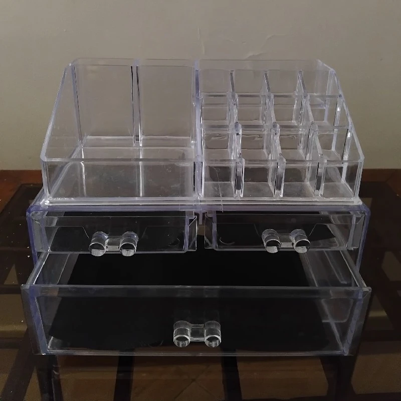 استند لوازم آرایشی