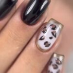 خدمات ناخن با متریال ژل و پودر ب صورت حرفه ای